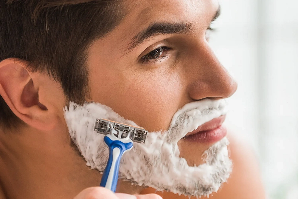 مشاوره کاشت ریش به روش HRT: راهنمای کامل برای داشتن ریش طبیعی